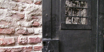 Muž, který vykradl několik restaurací, byl chycen