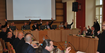 Martina Poulíčka na posledním zastupitelstvu nahradí Pavel Mrkáček