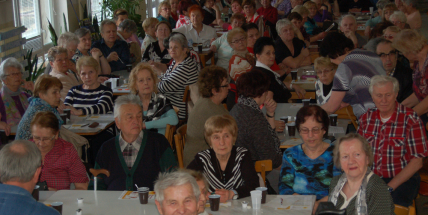 Karta seniora města Příbrami nabízí slevy, ale zároveň i možnost včasné pomoci