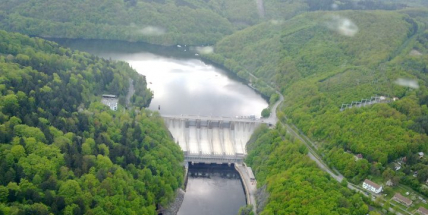 Voda ve slapské přehradě má stále zhoršenou kvalitu kvůli sinicím