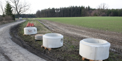 Vodovod mezi Dubnem a Novou Hospodou vybuduje Mercator