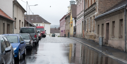 Posudek neprokázal, že by trhliny u budov v Mariánské způsobily stavební práce