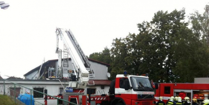Požár bývalé sokolovny v Milíně způsobil škodu asi 3,5 mil. Kč