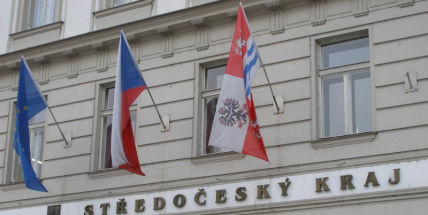 První kroky nového vedení: Středočeský kraj zrušil „žákovské“ jízdné