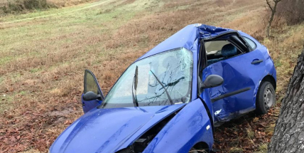 Žádný hezký pohled. Takhle dopadl seat po ranní nehodě u Kardavce