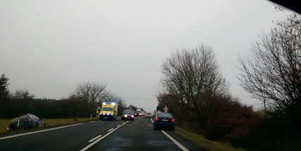 Způsobil nehodu za 150 tisíc a odjel. Policie pátrá po svědcích