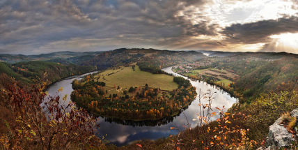 Solenická podkova nabízí jeden z nejkrásnějších výhledů na Vltavu