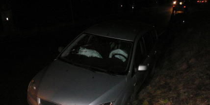 Při předjíždění se u Hluboše srazily dva vozy