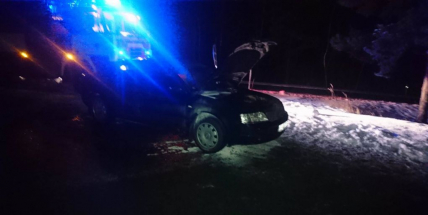 Požár na D4: Na sjezdu na Kytín hořelo audi