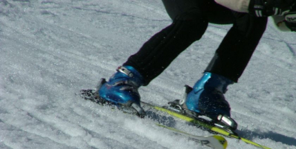 Středočeské skiareály hlásí ideální podmínky, půjčovny nestíhají