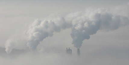 Smogová situace trvá, lidé by měli omezit pohyb venku