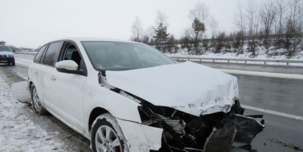 Mrazivý leden dal řidičům zabrat, policisté řešili 115 nehod