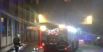 U kulturního domu zasahují hasiči