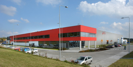 Výrobce strojů Bobcat otevřel v Dobříši vývojové centrum