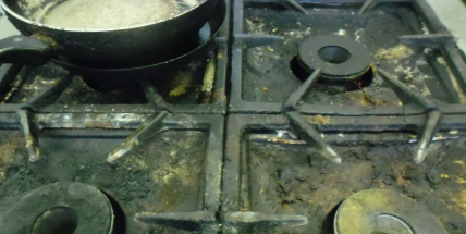 Hygiena si došlápla na jídelnu Stavus v areálu DAS