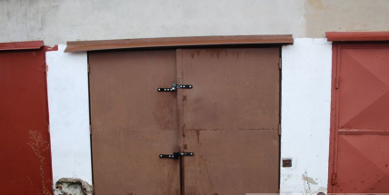 Z garáže ukradli nářadí za desítky tisíc korun