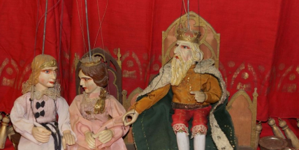 Dnes a zítra se v hornickém domku hraje loutkové divadlo