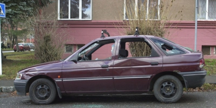 Město odtáhne jeden až dva autovraky ročně, další odstraní majitelé