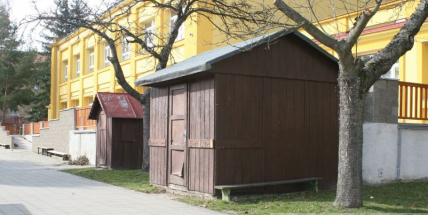 Kvůli ukradeným košťatům může strávit 2 roky za mřížemi