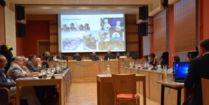 Zastupitelé v pondělí rozhodnou o dotacích pro spolky i o nové vyhlášce o odpadech