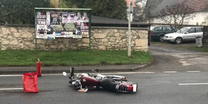 AKTUÁLNĚ: Sražený motorkář skončil v nemocnici
