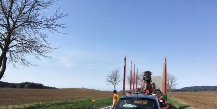 U Bohutína havaroval osobní vůz s nákladním