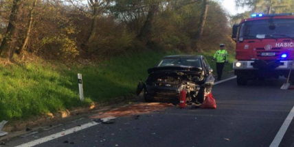 Aktuálně: Vážná nehoda se zraněním zastavila dopravu u Zalužan