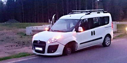 Fiatu upadlo na Strakonické kolo