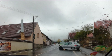 Smykem ukončila svou cestu řidička na Dubně