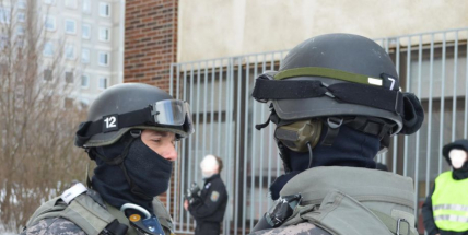 Kriminalisté zadrželi pět vietnamců podezřelých z výroby drog