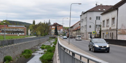 Od začátku příštího týdne musí řidiči počítat i dalšími dopravními omezeními