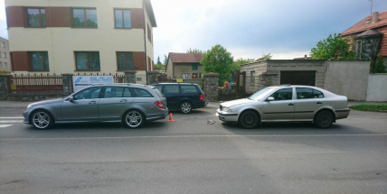 V Příbramské ulici na Dobříši havarovaly dva vozy