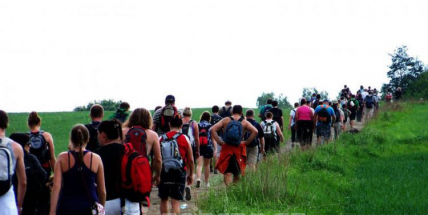 Na pochod Praha - Prčice se včera vydalo přes 20 500 turistů