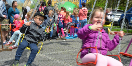 Divadlo bylo dnes plné dětí