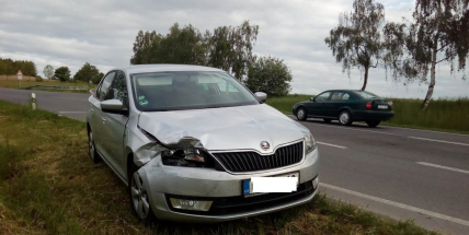 Právě teď: U Milína došlo ke střetu dvou vozů