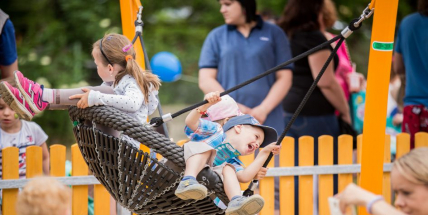 Sedlčanské děti si převzaly Rákosníčkovo hřiště