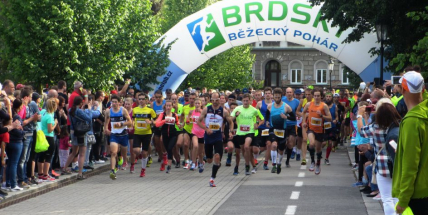 Příbram dnes ovládli běžci všech věkových kategorií
