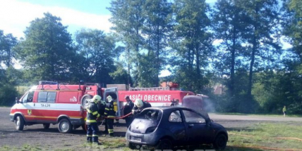 Dobrovolní hasiči získali techniku pro zásahy od Středočeského kraje