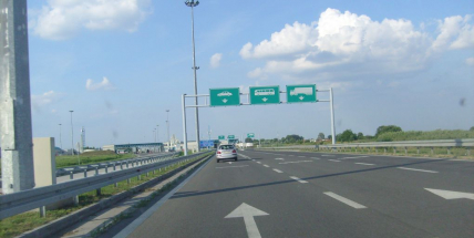 Jak se zachovat při dopravní komplikaci v době dovolených v zahraničí?