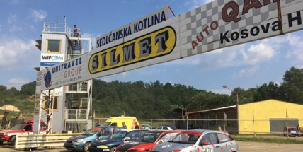 Sedlčanská kotlina včera patřila opět rallycrossu