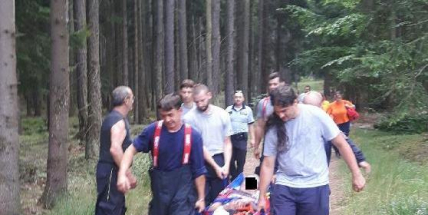 Zraněného cyklistu hledali v Brdech záchranáři