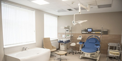 Rekonstrukce porodnice příbramské nemocnice zvýšila její kapacitu i komfort