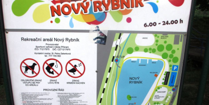 Na Nováku se kouřit smí, chybí ale odpadkové koše