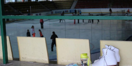 Zimní stadion zve na hokejová utkání s mezinárodní účastí