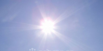 Dusno vydrží až do neděle, odborníci radí, jak se vyrovnat s extrémními letními teplotami