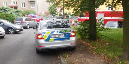 Siréna povolala příbramské hasiče k požáru bytu