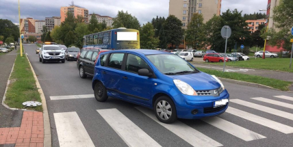 V Podbrdské ulici došlo ke srážce dvou vozidel