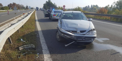 Aktuálně: Sjezd z D4 na Skalce blokuje nehoda, doprava je řízena kyvadlově