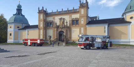 Hasiči v Příbrami měli urgentní výjezd k požáru na Svaté Hoře