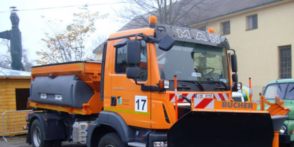 Technické služby mají pro letošní zimu připraveny dva nové stroje